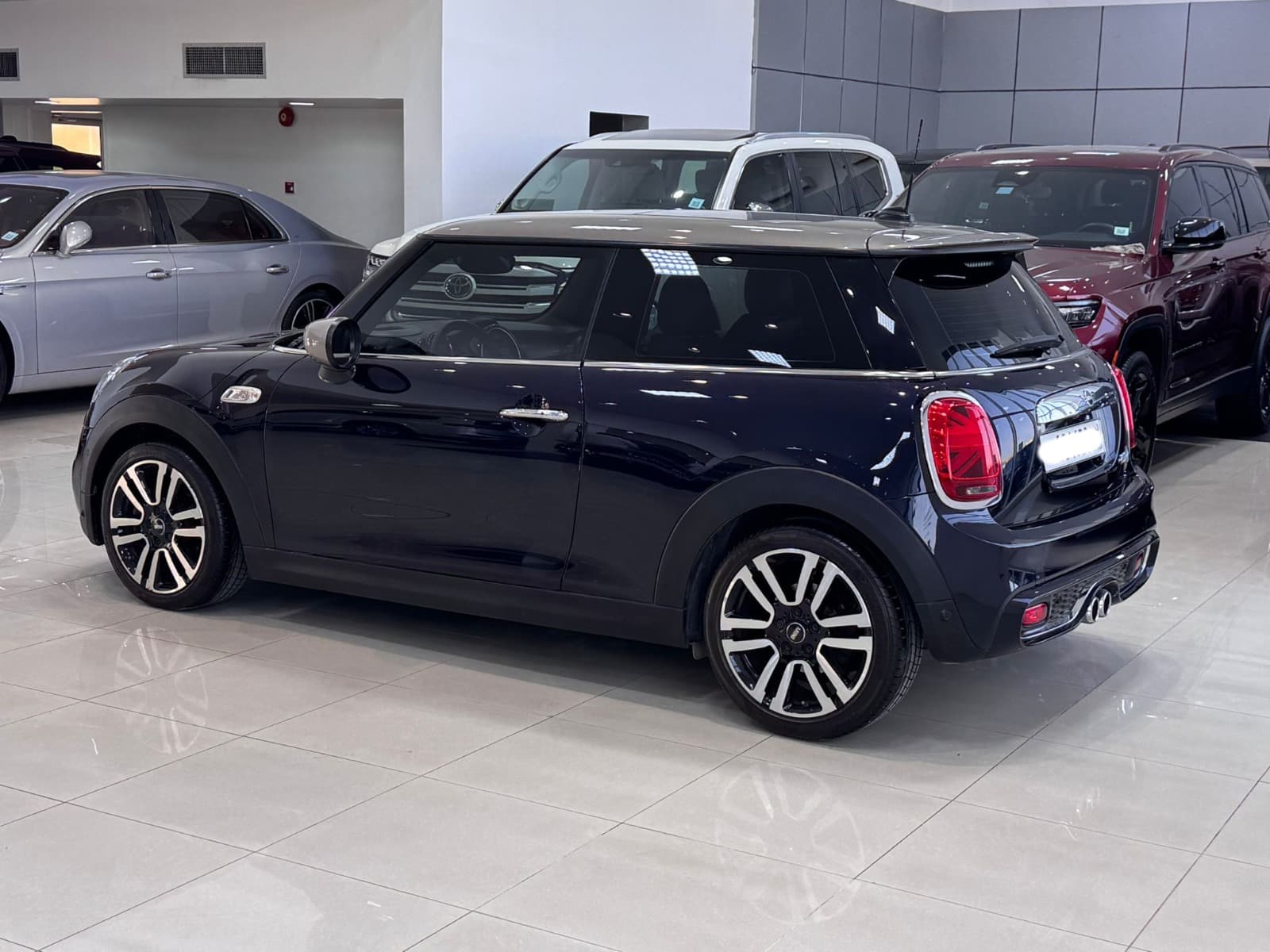 Mini Cooper S 2021 (Black) 4