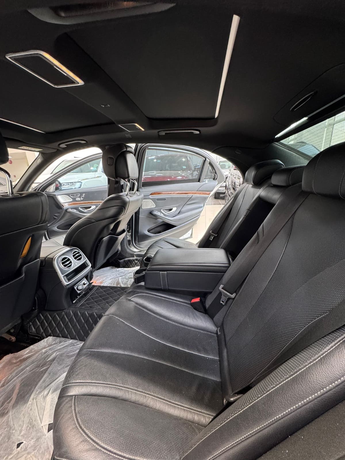 Mercedes Benz S-400 / 2015 (Silver) 7
