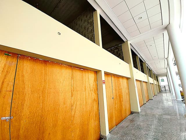 محل تجاري (45 متر مربع) للإيجار  