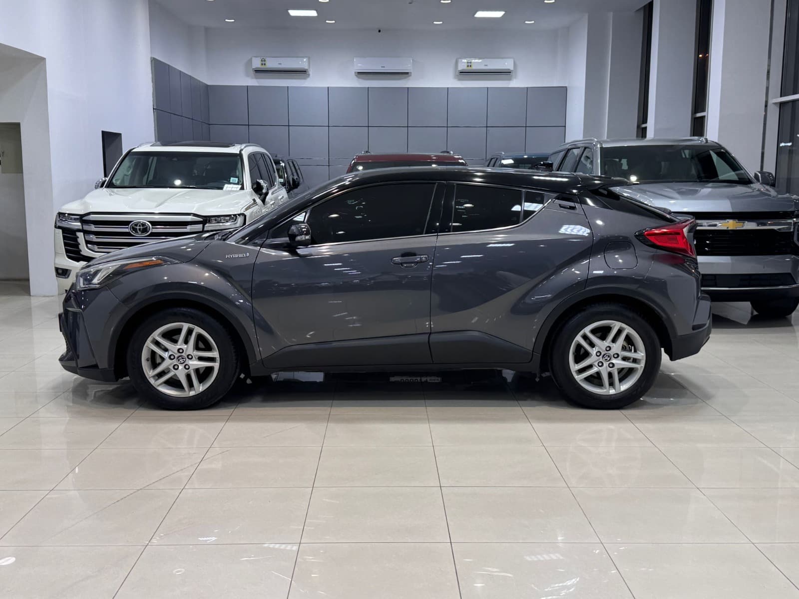 تويوتا C-HR هايبرد 2020 1