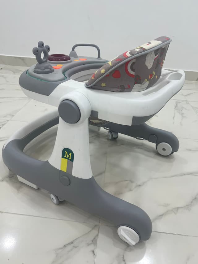 baby walker