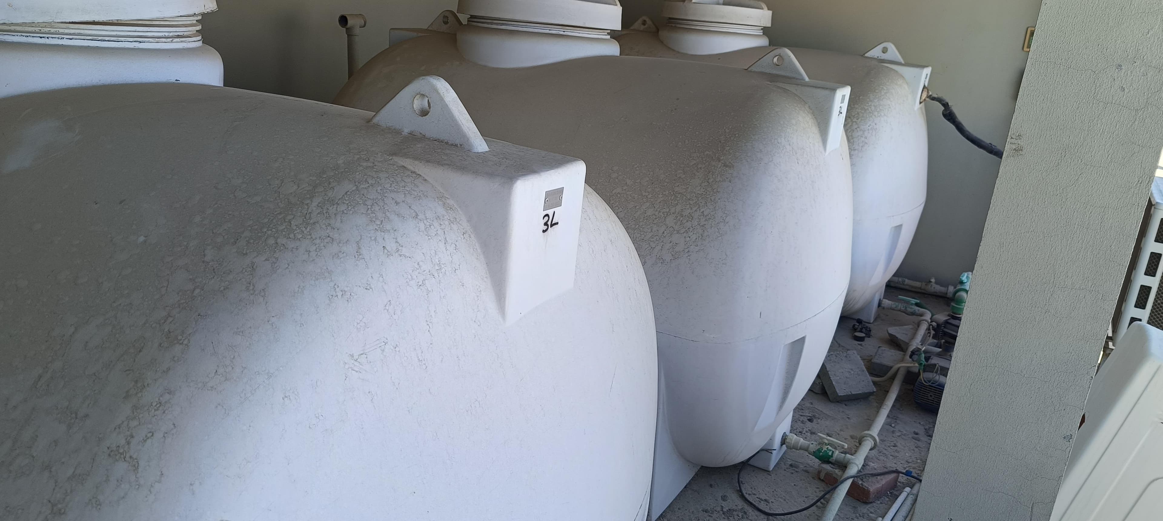 Specialized in cleaning tanks 1