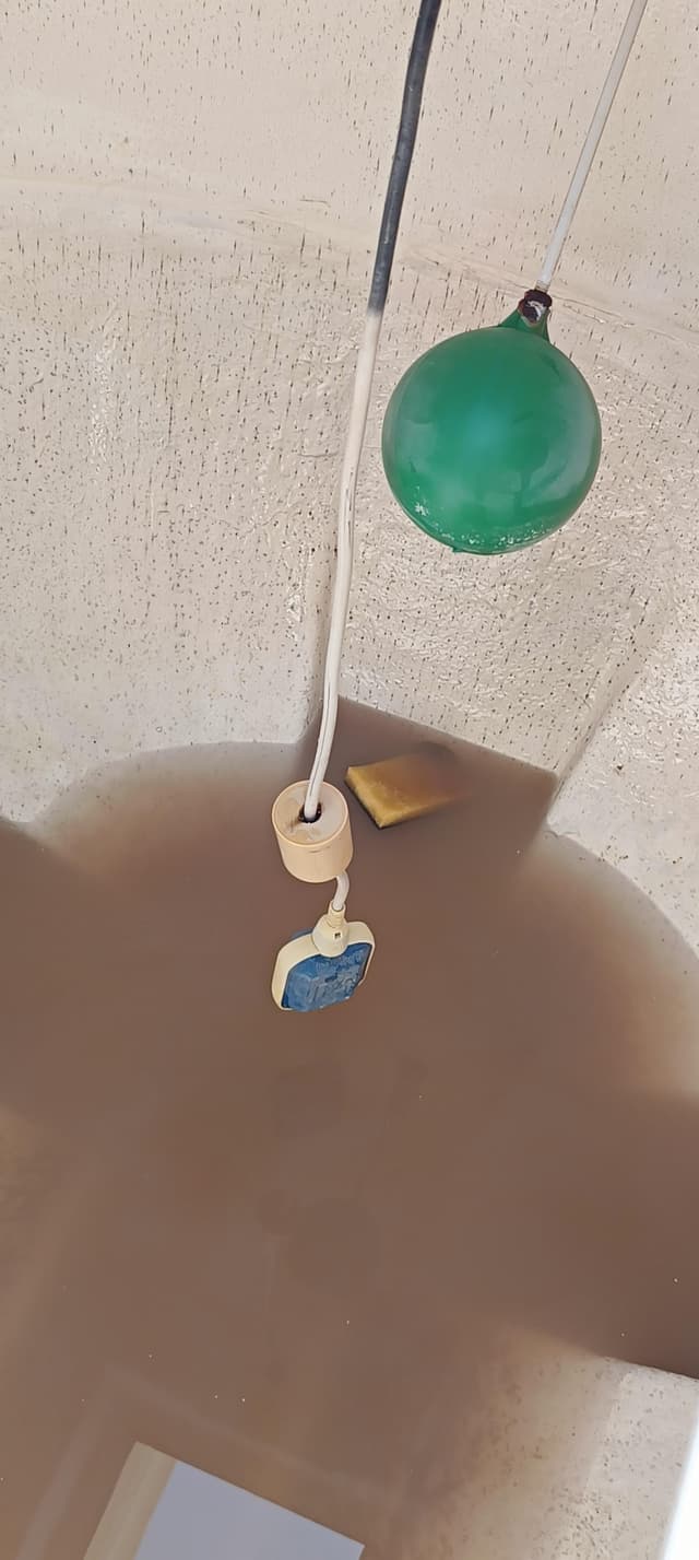Specialized in cleaning tanks