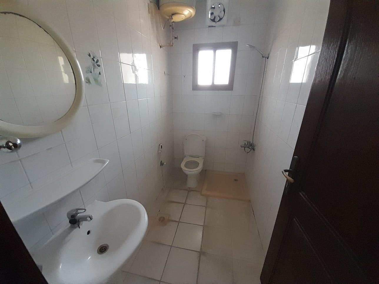 Apartment for rent in Busaiteen 3