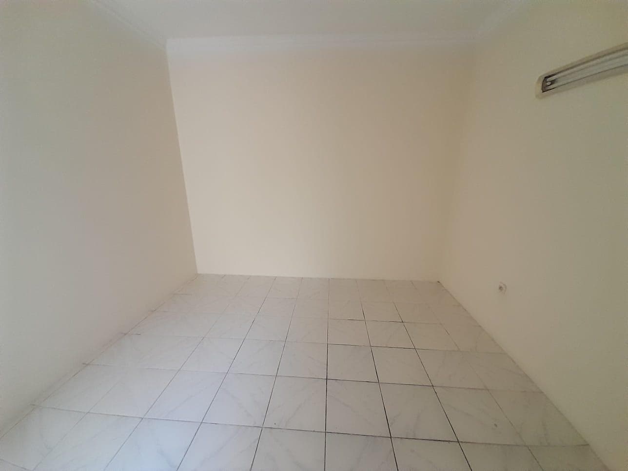 Apartment for rent in Busaiteen 4