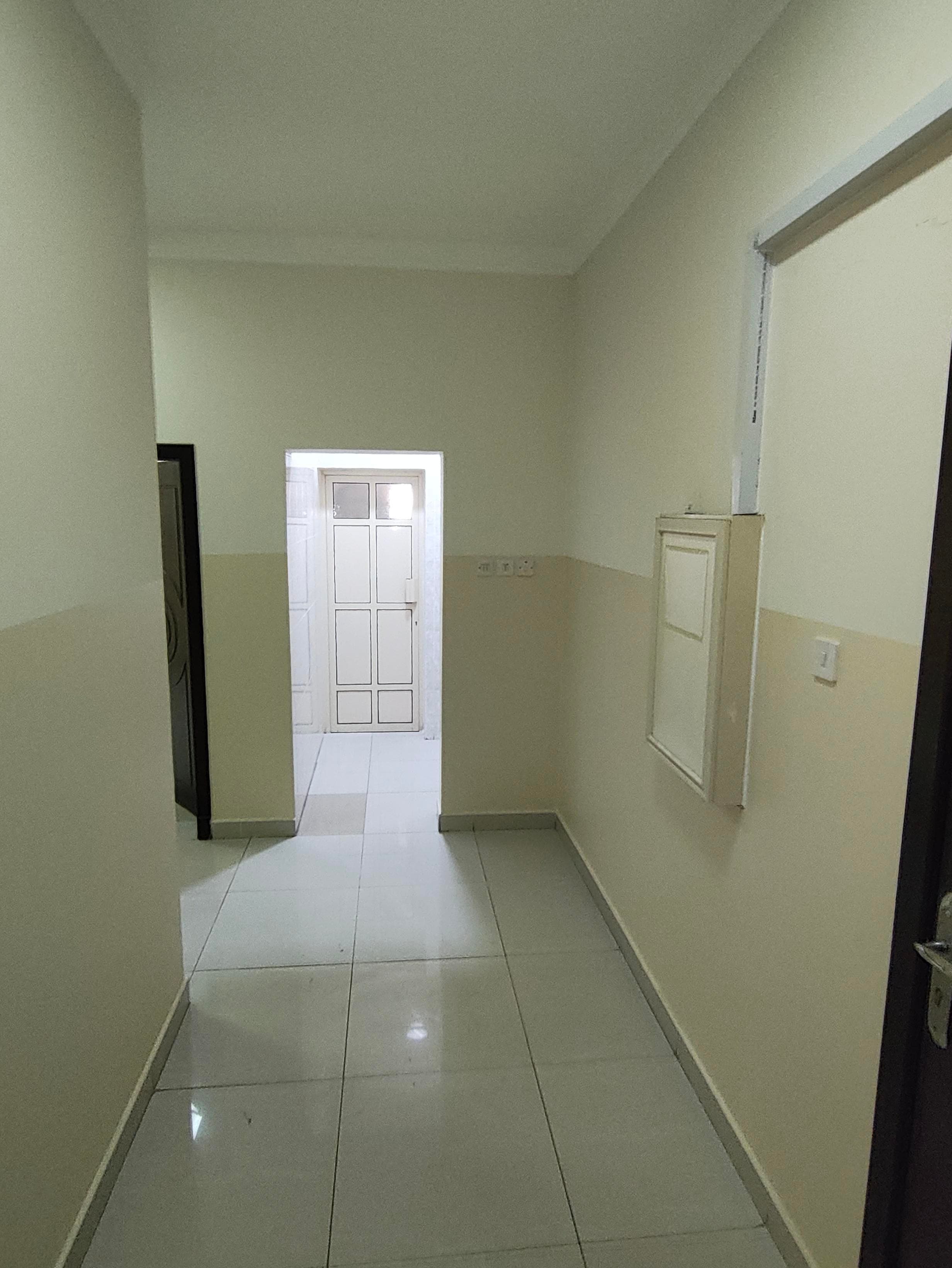 Flat for rent with ewa 2