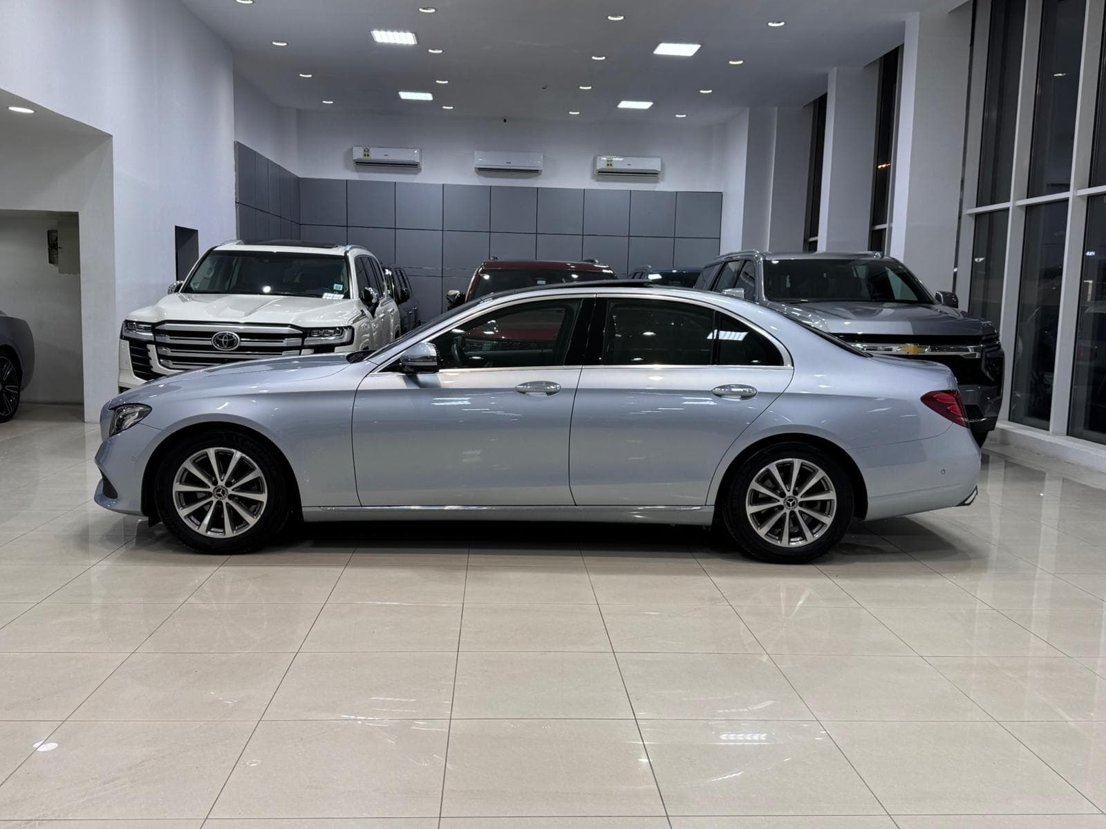 مرسيدس بنز E-200 2018  1