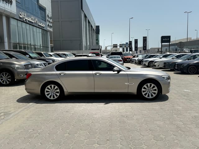 BMW 730 Li 2010 