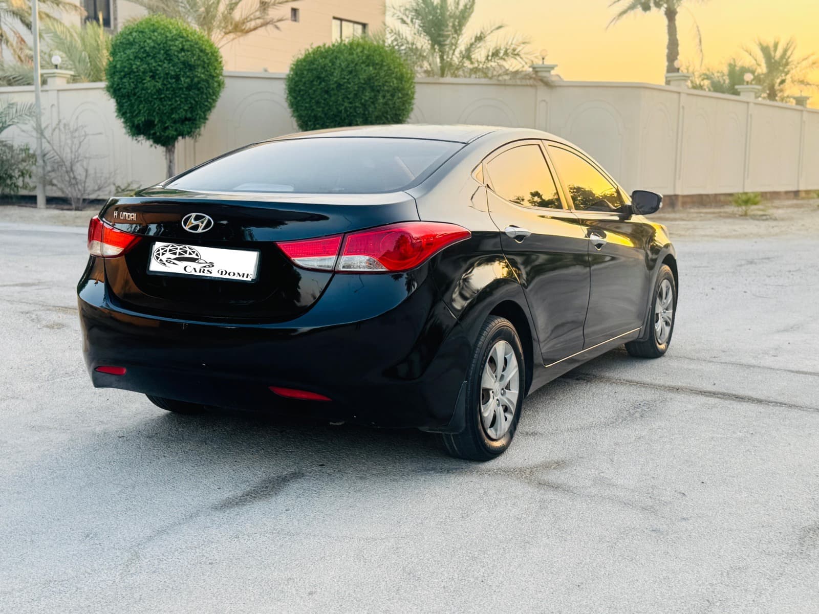 هيونداي إلنترا 2012 0