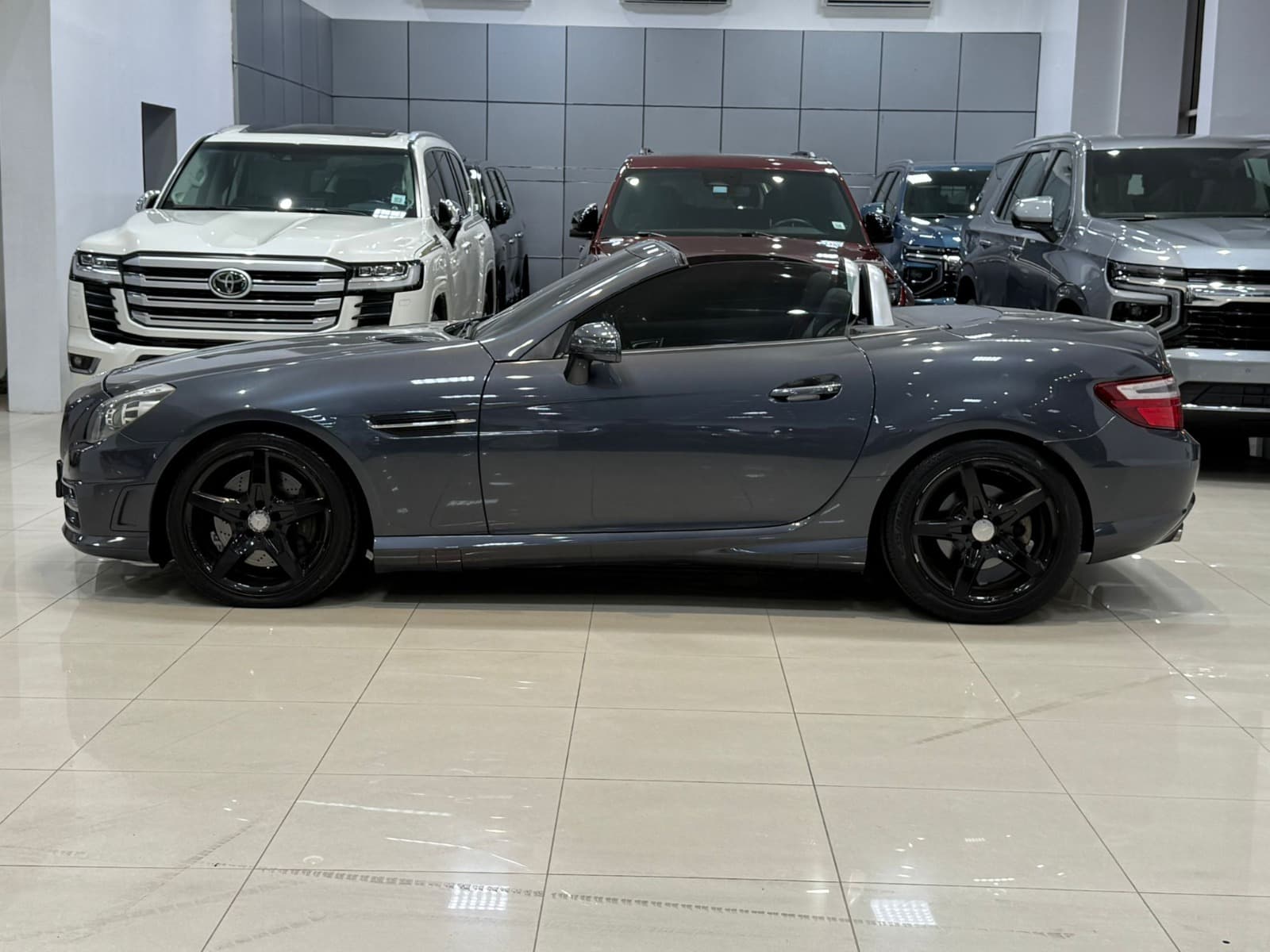 مرسيدس بنز SLK-200/ 2014 (رمادي) 1