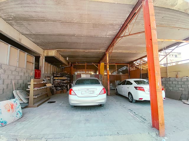 أرض صناعية مع ورشة للإيجار في ألبا - BD 850/-