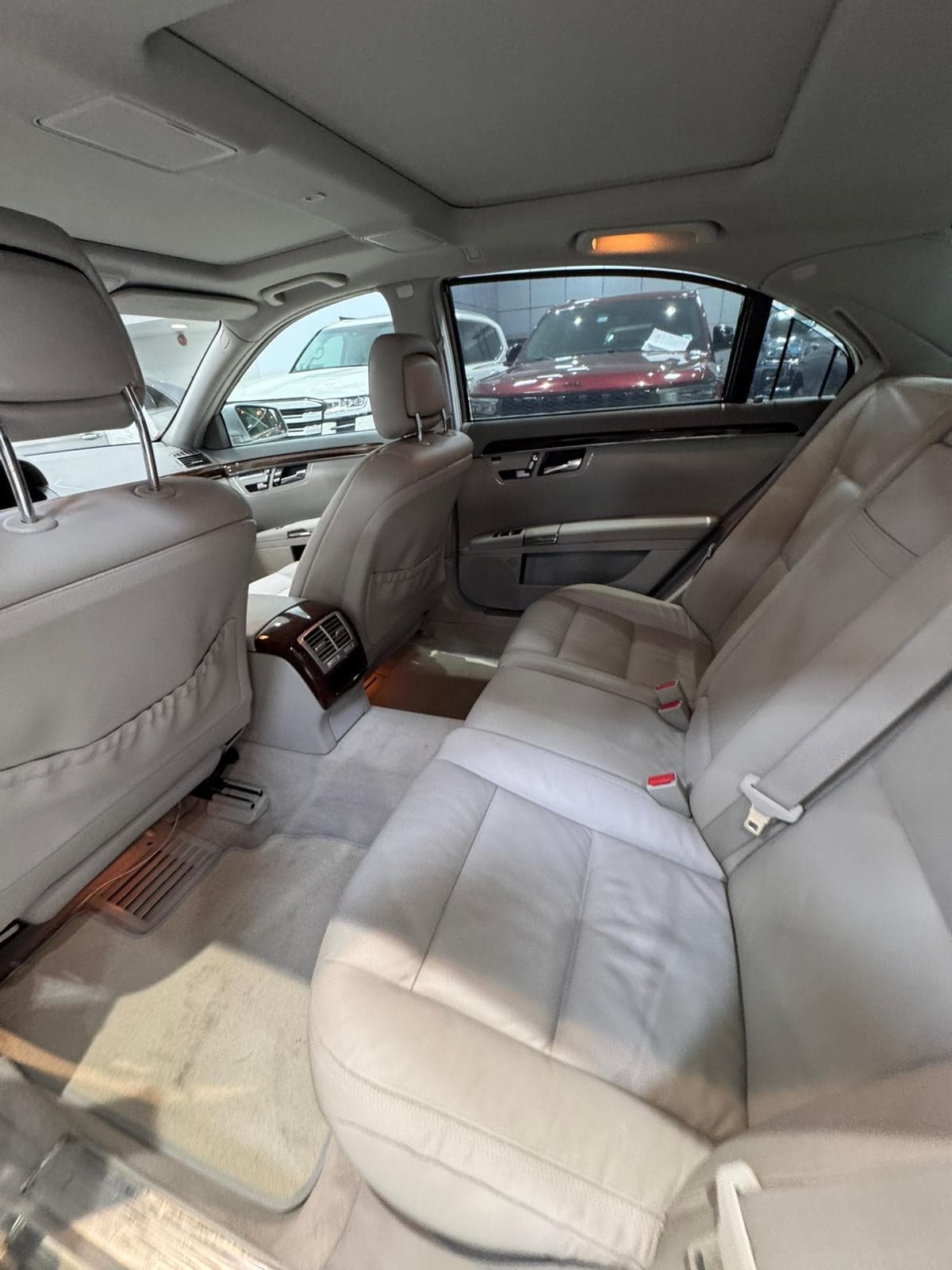 مرسيدس بنز S-350/ 2010 (فضي) 2