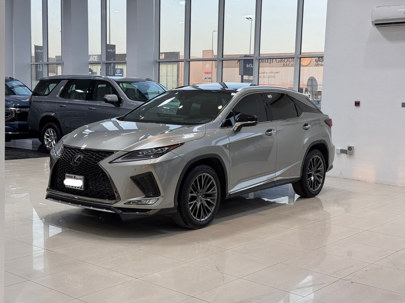 للبيع سياره لكزس RX-350/ 2022  5