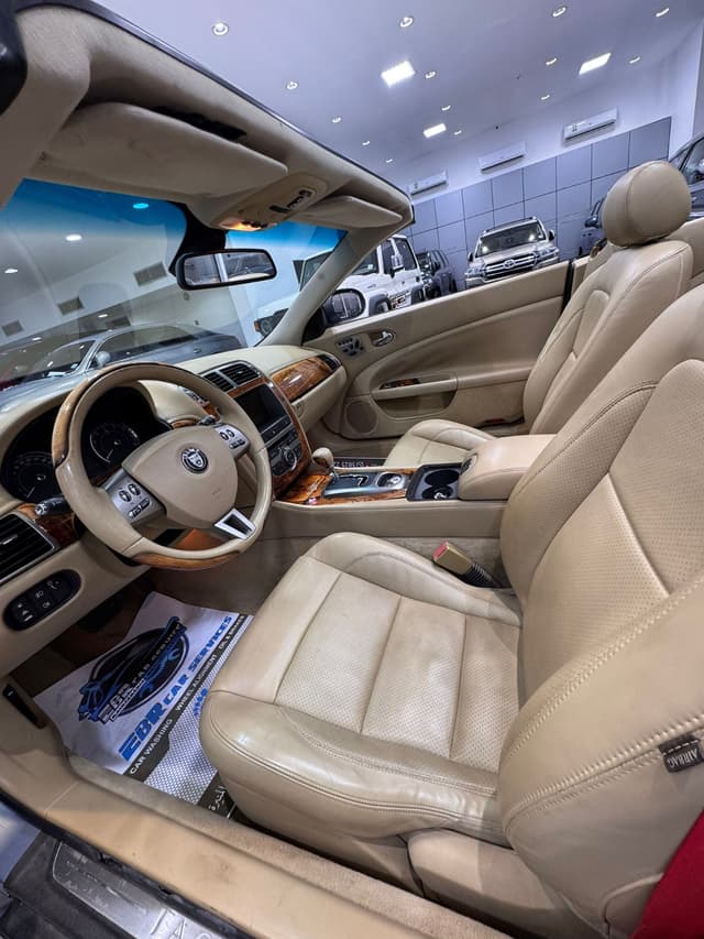 جاكوار XF 2007