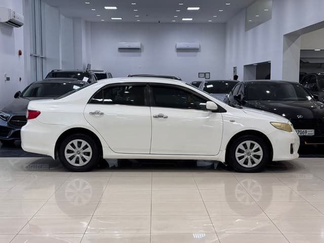 Toyota Corolla XLI 2012 (White)