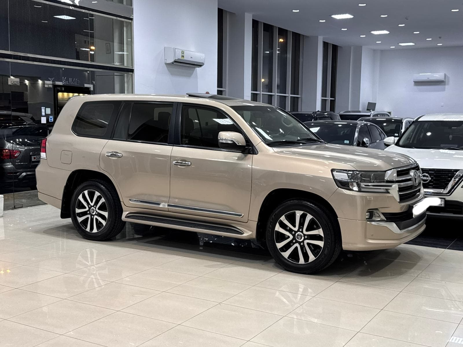  Toyota Land Cruiser GXR 2019  5
