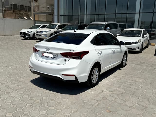 هيونداي أكسنت 2018 (أبيض)