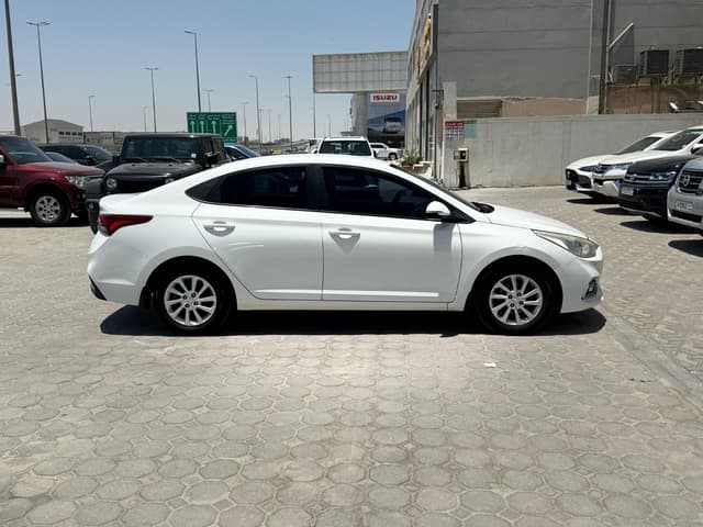 هيونداي أكسنت 2018 (أبيض)