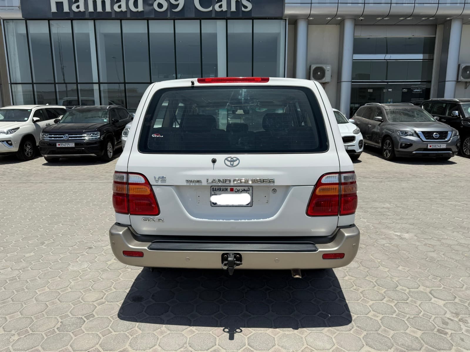 Toyota Land Cruiser GXR 2001 (White) 3