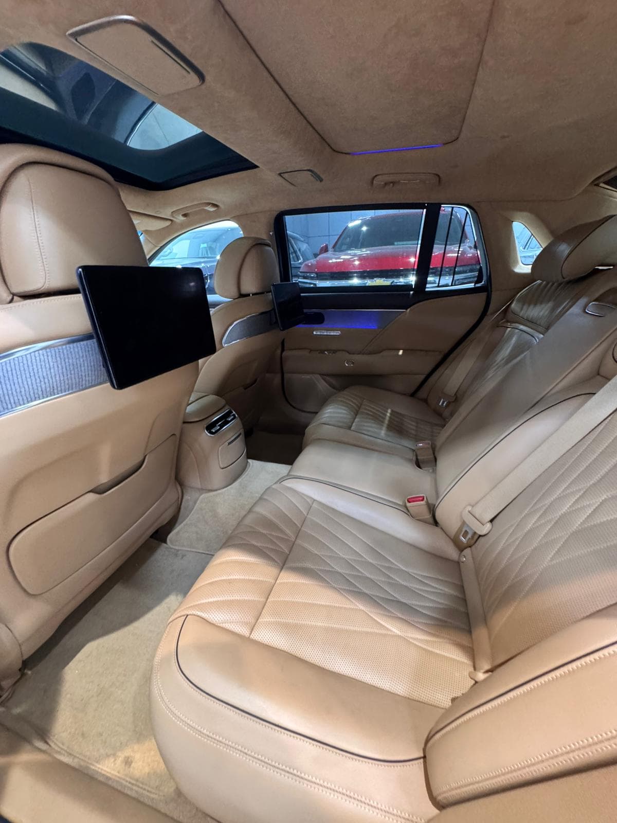 جينيسيس G90/ 2023 (أزرق) 1