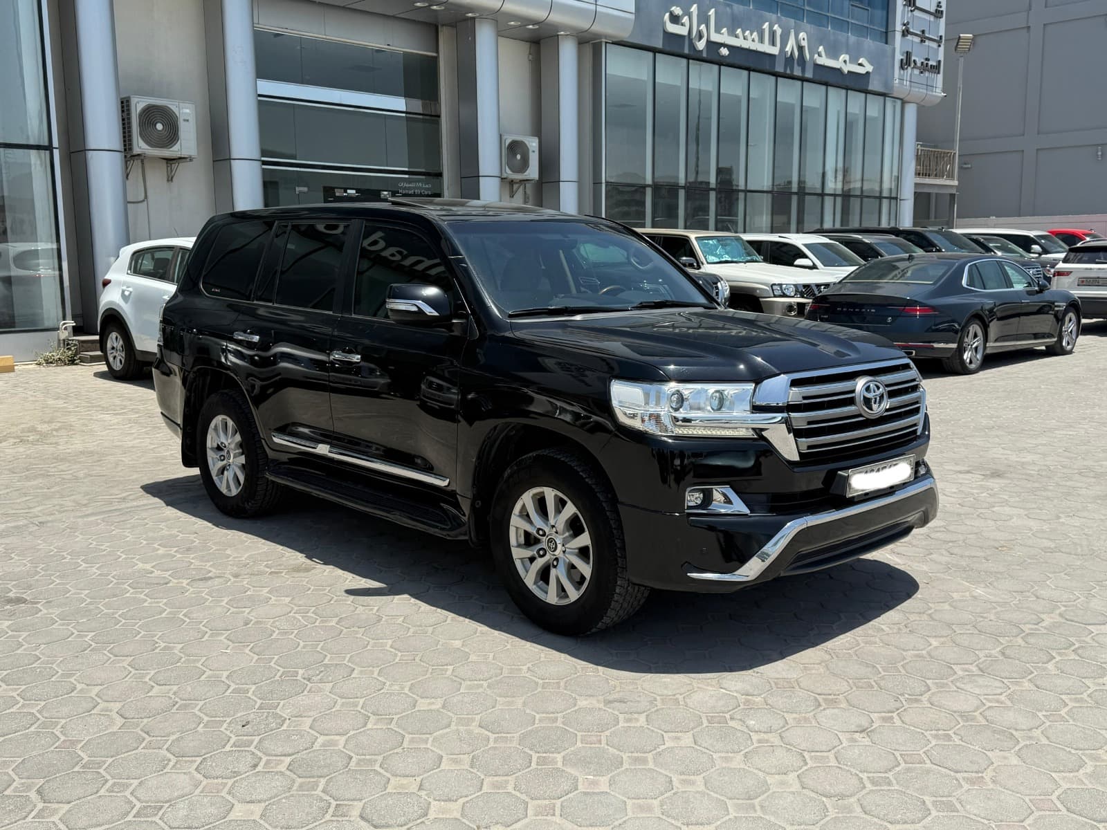 تويوتا لاند كروزر GXR 2018  3