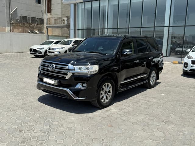 تويوتا لاند كروزر GXR 2018 