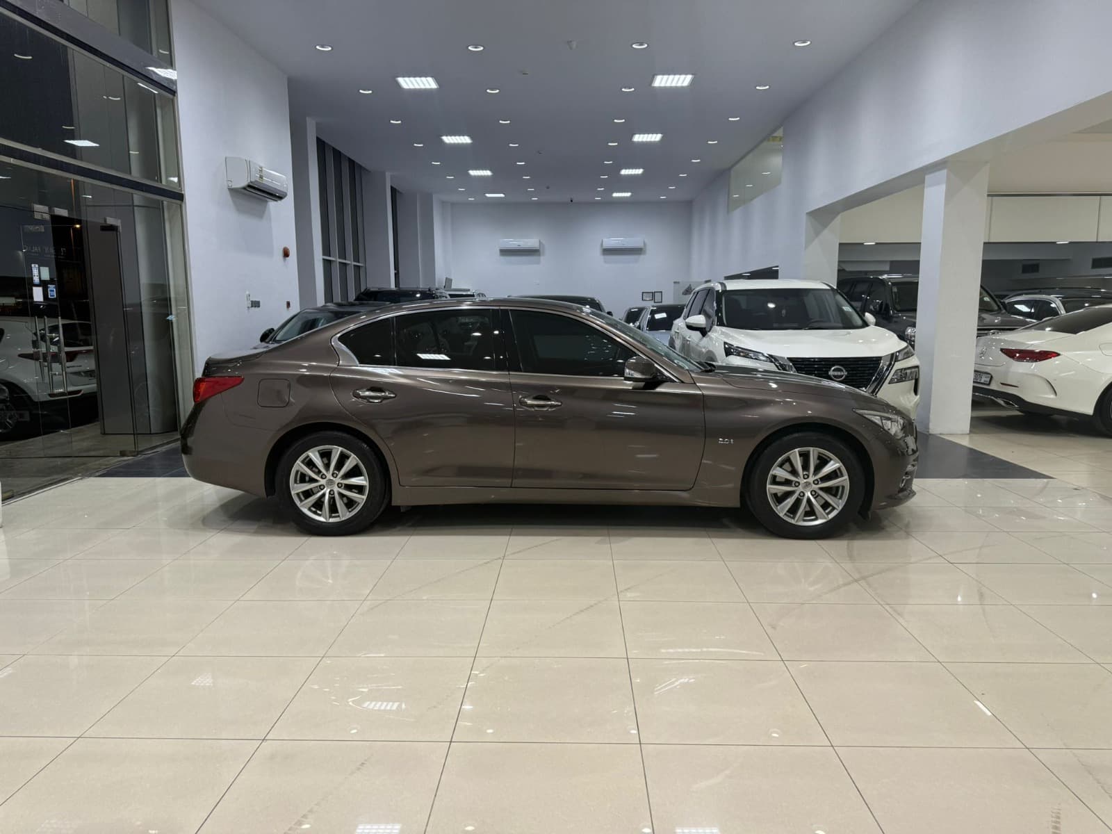 Infiniti Q50/2016   1