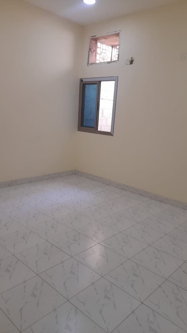 شقه للايجار في مدينه عيسي 