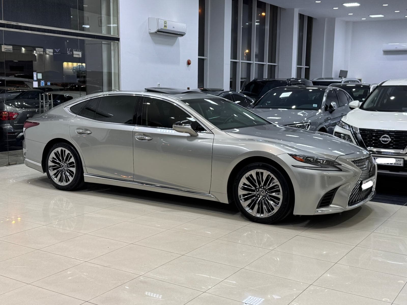 Lexus LS-500 Turbo 2019  7