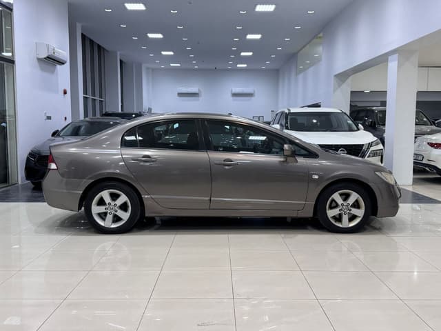 Honda Civic 2009 (Grey)