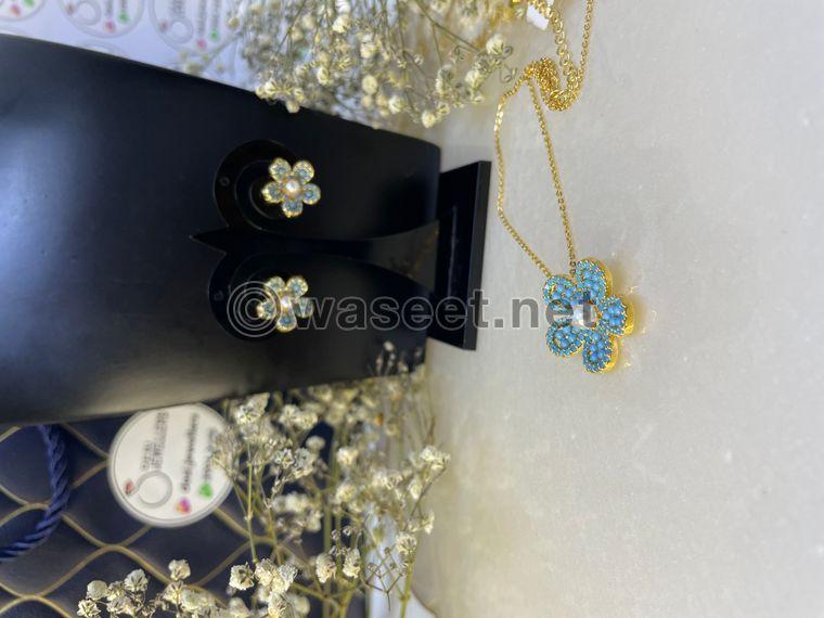 Beautiful necklaces for sale 5