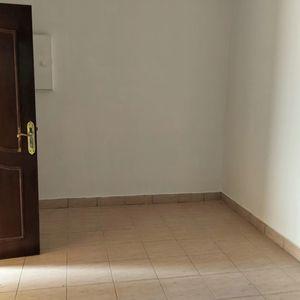 apartment for rent in Busaiteen 