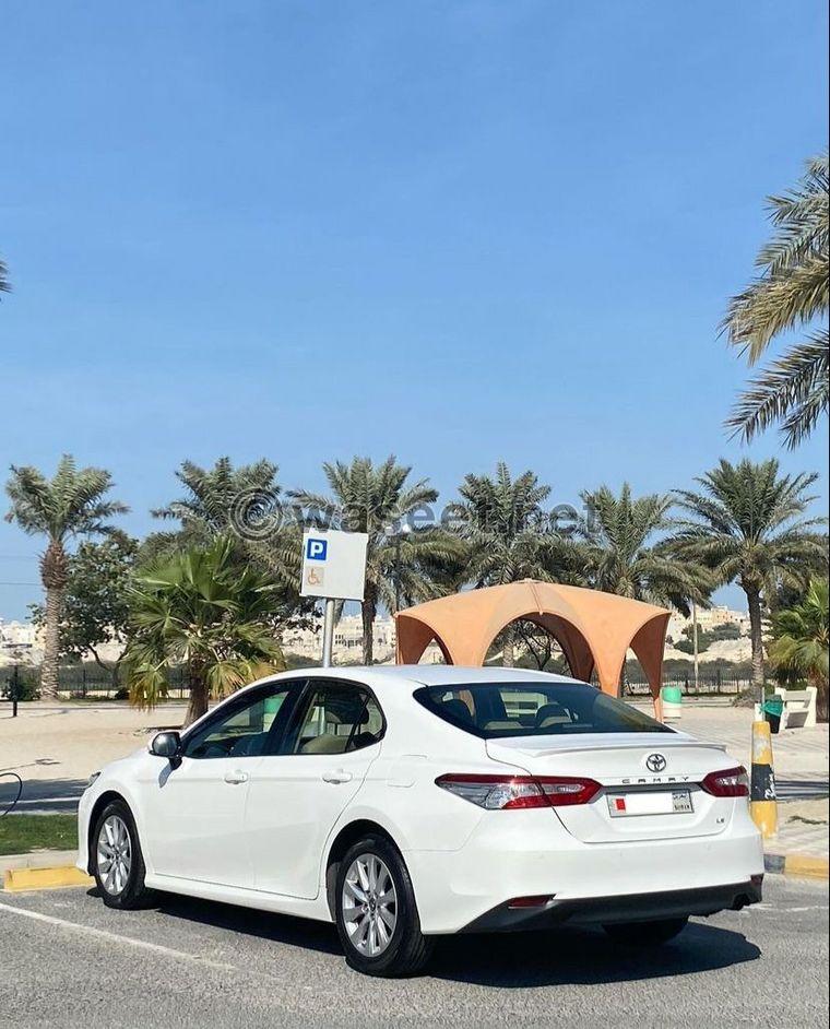 Toyota Camry LE 2018 4
