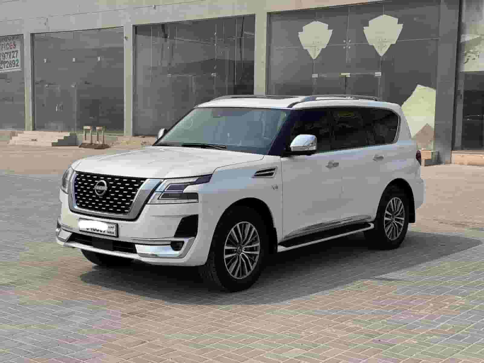 Nissan Patrol Platinum 2021 (White) Nissan Patrol Platinum 2021 (White)