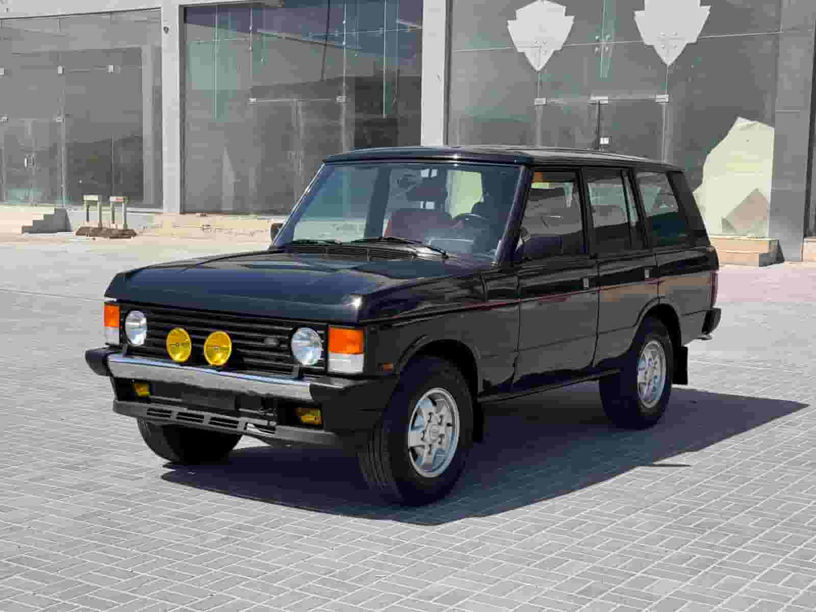 Range Rover Vogue SE 1989 (black) Range Rover Vogue SE 1989 (black)