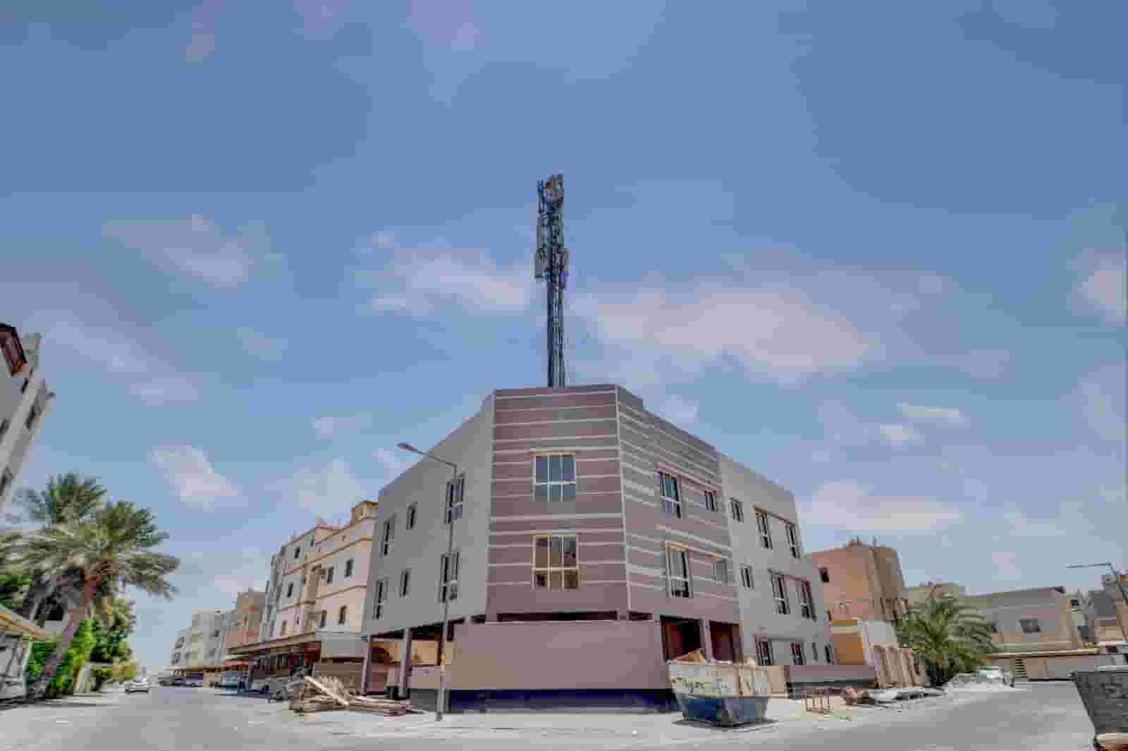 Building for sale in Issa Building for sale in Issa