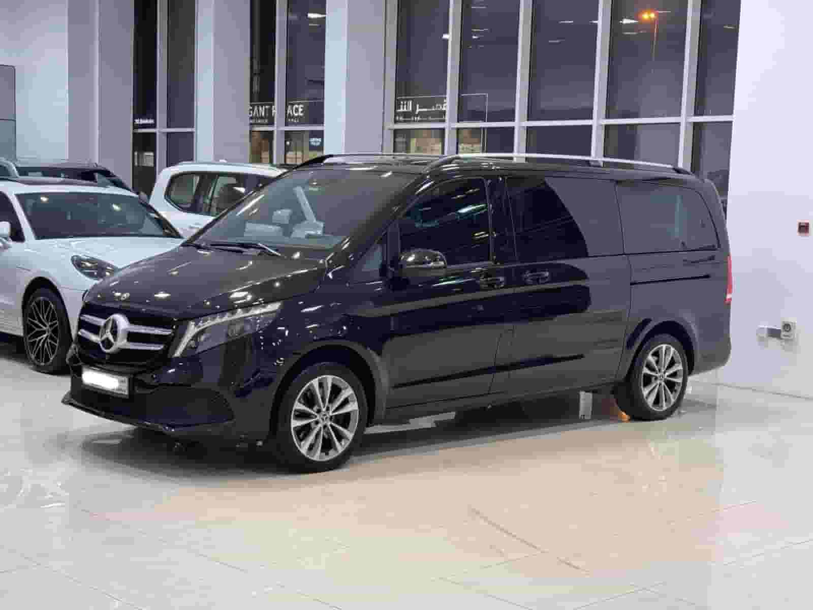مرسيدس بنز V-250  2023 مرسيدس بنز V-250  2023