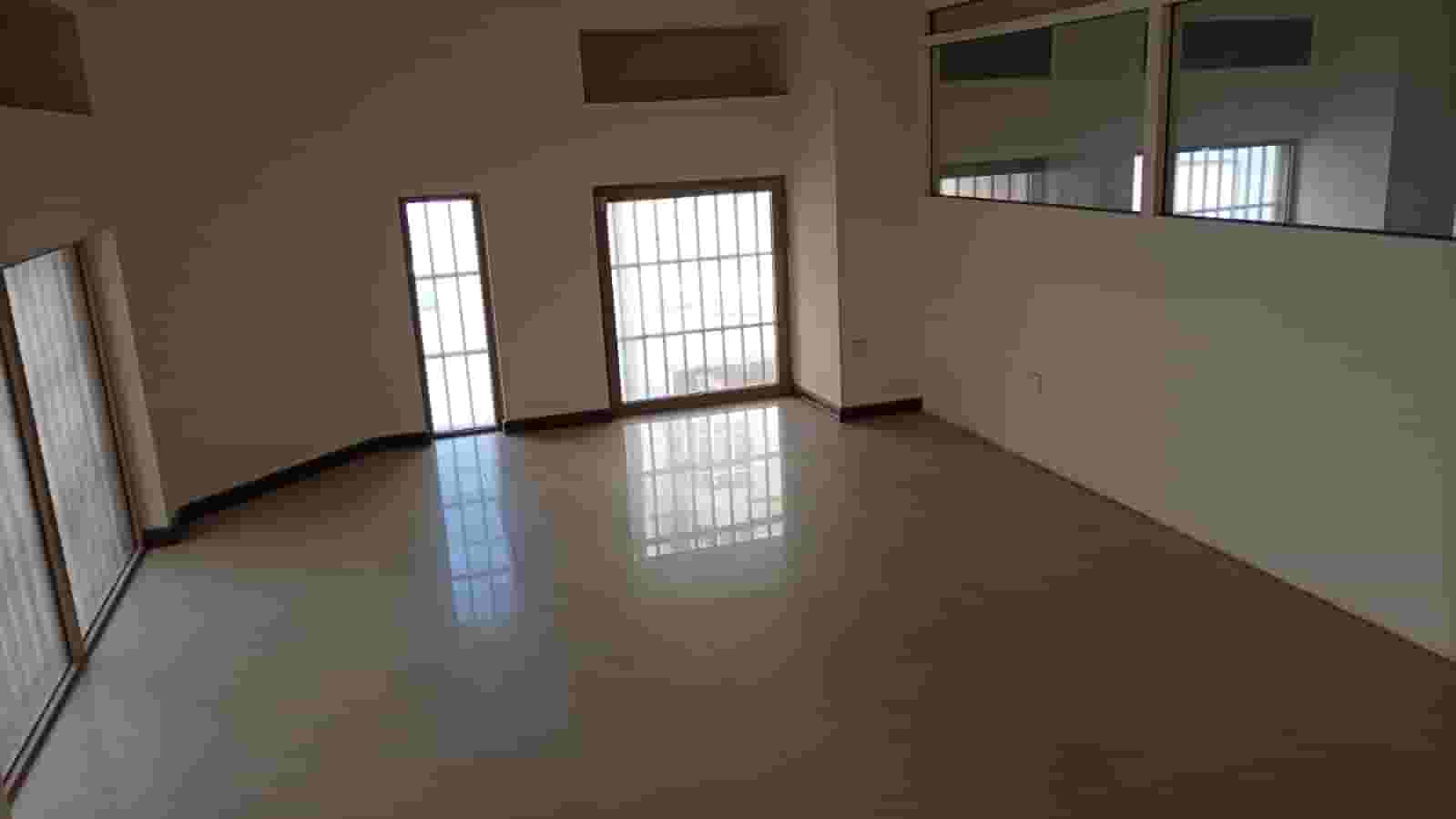 مكاتب راقيه للايجار مكاتب راقيه للايجار