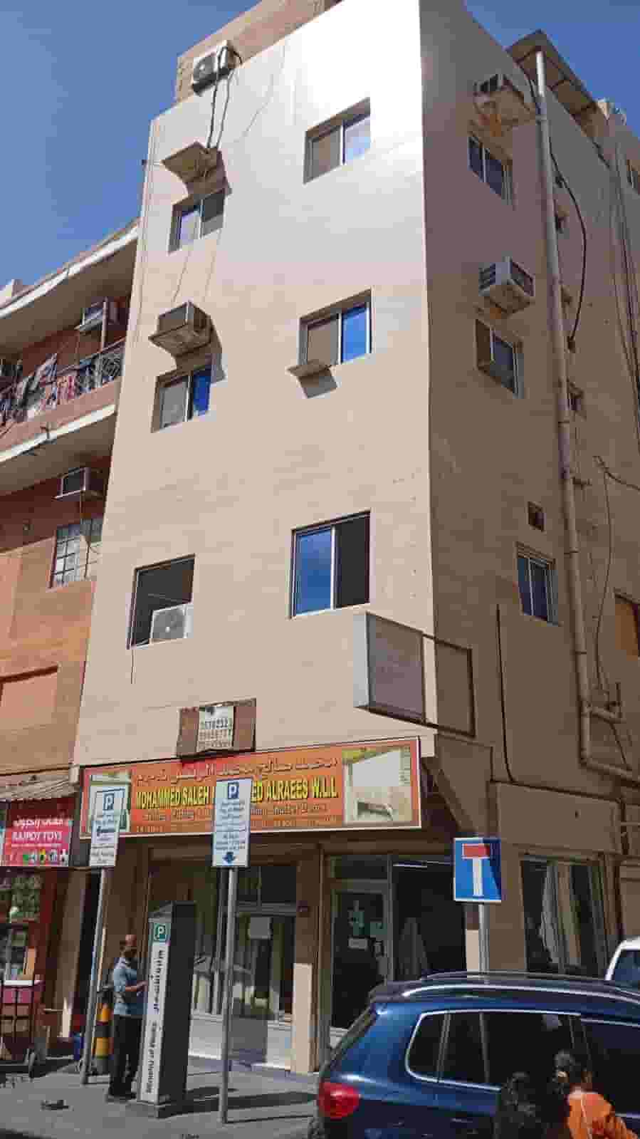 بناية تجارية للبيع بمنطقة سوق المنامة بناية تجارية للبيع بمنطقة سوق المنامة