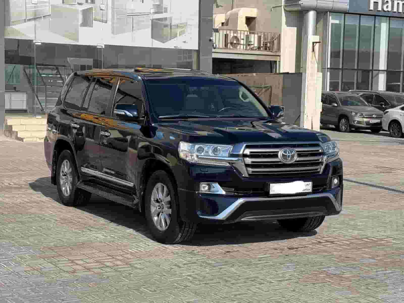 تويوتا لاند كروزر GX-R 2017 تويوتا لاند كروزر GX-R 2017