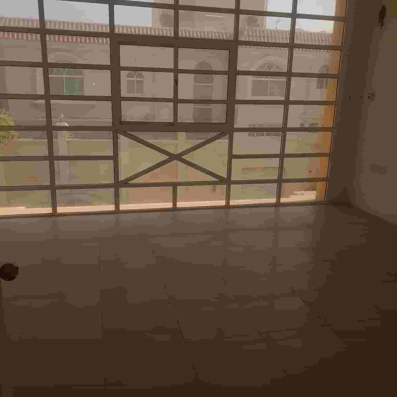 للايجار فيلا في الزنج للايجار فيلا في الزنج