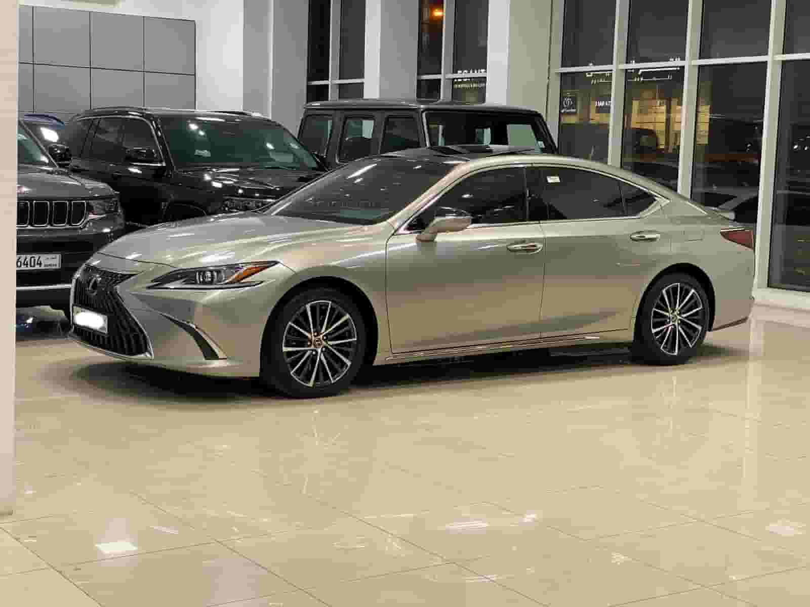 Lexus ES-350 2023 Lexus ES-350 2023