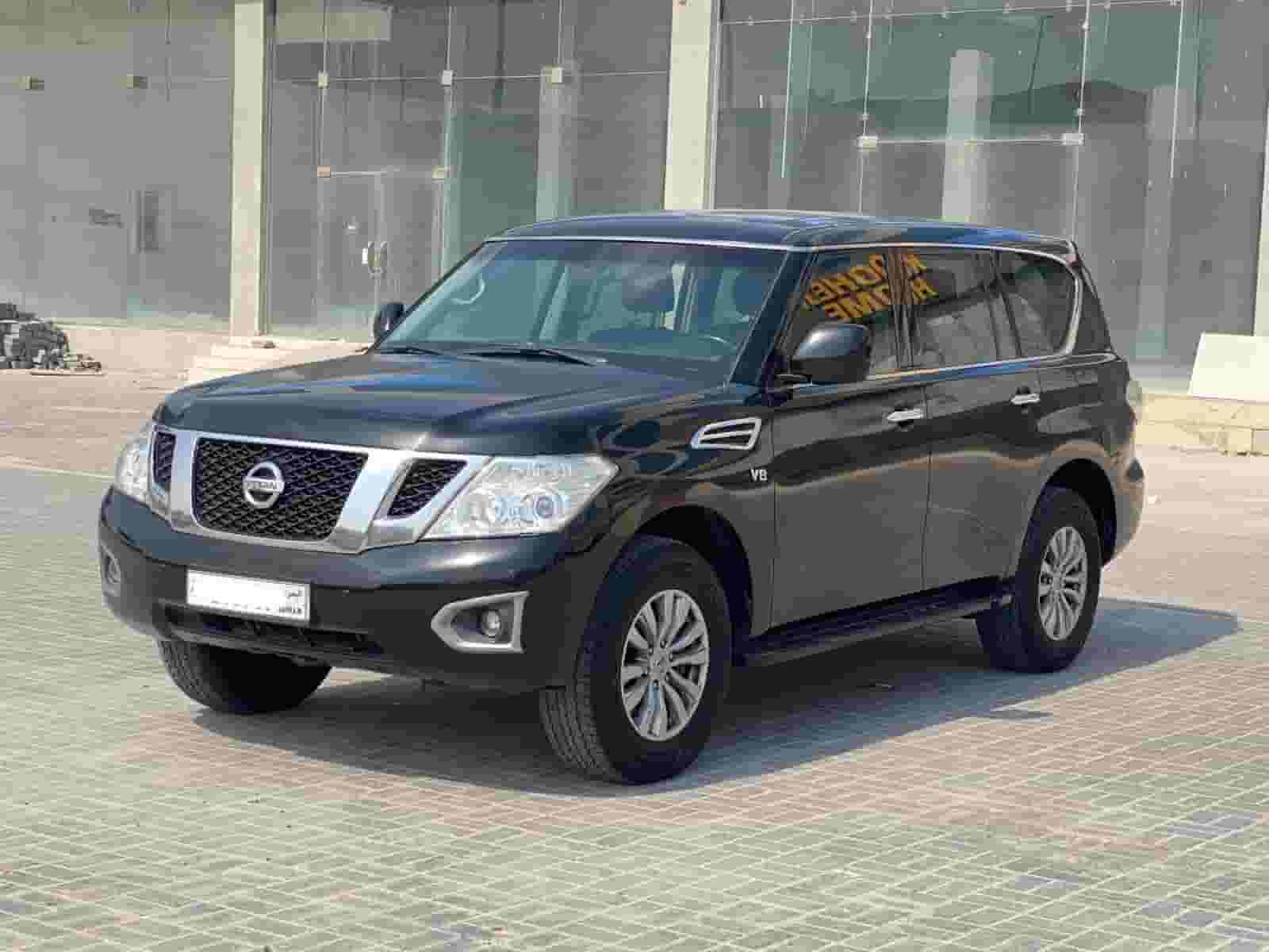 نيسان باترول XE 2015 (أسود) نيسان باترول XE 2015 (أسود)